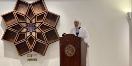 عميد جامع الجزائر يشيد بدور مركز أوكسفورد الإسلامي في تعزيز الحوار الحضاري