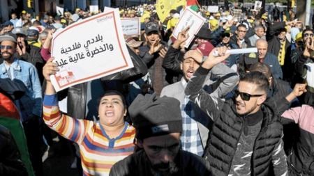 انتقادات متزايدة للحكومة المغربية بسبب تغولها و فشلها الذريع في تدبير الشأن العام