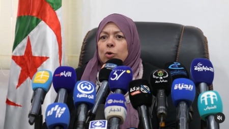 حميدة كتاب: التكنولوجيا الرقمية بوابة لتحقيق تكفل عادل وفعال بمرضى السرطان في كل مناطق الوطن
