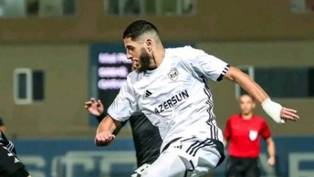 بن زية غير مهتم باللعب في السعودية