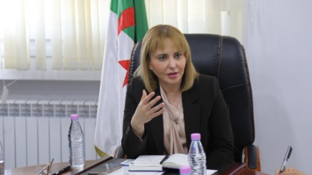 حملاوي تؤكد خلال استقبالها منظمات طلابية على أنها بمثابة مشتلة نوعية للأفكار والاستشراف
