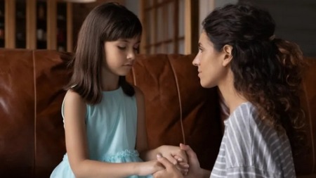 هذه كيفية تعليم أطفالك ثقافة الاعتذار