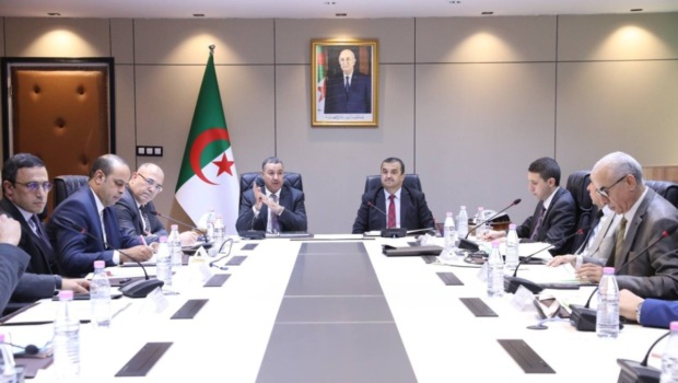 اجتماع تنسيقي لمتابعة الجوانب اللوجستية لانطلاق رحلات الحج