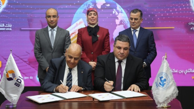 بن طالب يعلن: إطلاق خدمة الدفع الإلكتروني لاشتراكات “كناس”  عبر “بطاقة فيزا” لفائدة الجزائريين المقيمين بالخارج