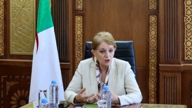 جلسة عمل لتقييم تقدم استراتيجية رقمنة الخدمات في قطاع السياحة