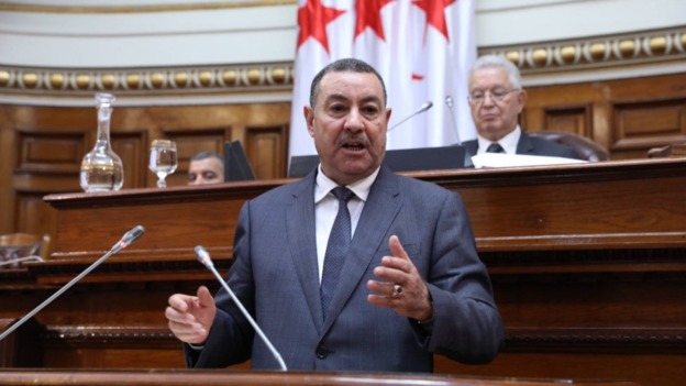 سعيود: شبكة النقل البري ستتدعم بـ108 حافلة محلية الصنع بثلاث ولايات خلال السنة الجارية