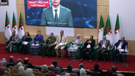 مختصون يؤكدون على أهمية إدماج الذكاء الاصطناعي في الإعلام لتطويره على أن يستعمل بحذر