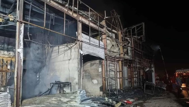 البليدة: اخماد حريق مهول في مركز تجاري ببلدية مفتاح
