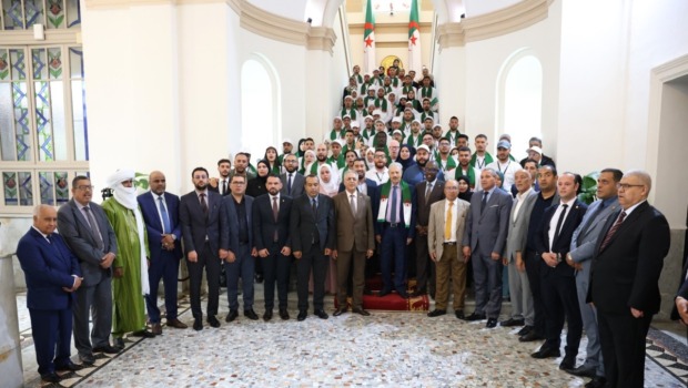 قوجيل يستقبل “شباب سفراء الذاكرة”