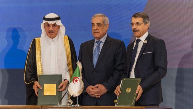 الوزير الأول: المؤسسات المالية متعددة الأطراف مدعوة لتوظيف المزيد من الموارد لتمويل المشاريع