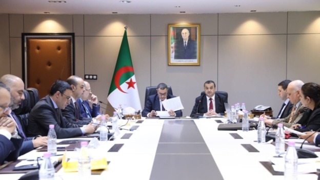 سعيود وعرقاب يطلقان مشروع إنشاء شركة وطنية جديدة للنقل الجوي الداخلي