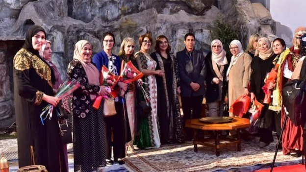المتوجة بالجائزة الأولى في مهرجان الشعر النسوي أية رزايقية لـ “الموعد اليومي”: كان لدي ثقة في نصي وشعور قوي باحتمالية الفوز