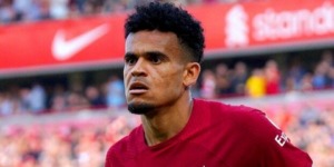 لويس دياز: أريد البقاء في ليفربول لسنوات عديدة