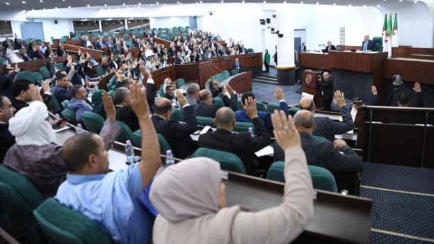 نواب البرلمان يصادقون على مشروع قانون الوقاية من المخدرات والمؤثرات العقلية