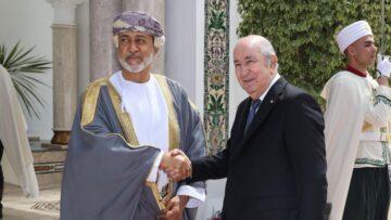 رئيس الجمهورية يتلقى تهاني جلالة سلطان سلطنة عمان الشقيقة بمناسبة عيد الأضحى المبارك