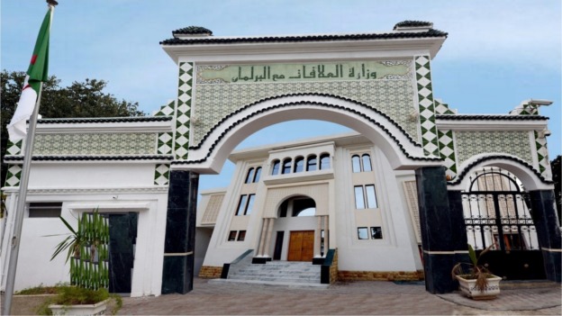 إحصاء أزيد من 725 ألف عون متعاقد بالوظيفة العمومية