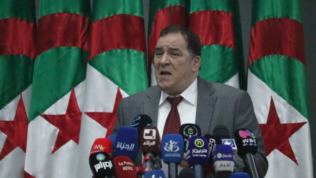 مزيان يؤكد أن الأمازيغية ركيزة في الإعلام الوطني وهوية الشعب الجزائري