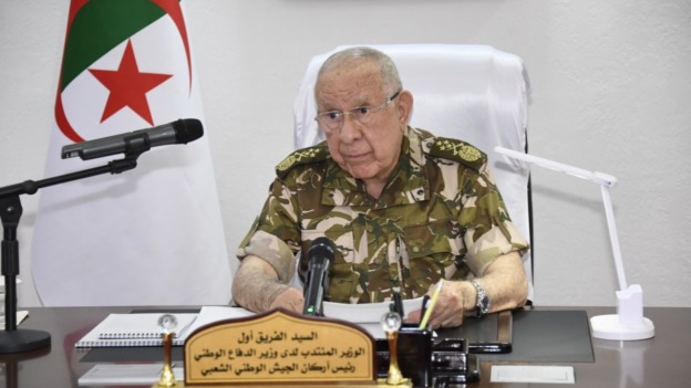 الفريق أول شنقريحة يهنئ المنتخب الوطني بعد تأهله لمونديال 2026