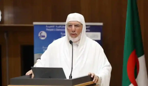 الشيخ المأمون القاسمي يدعو إلى خطاب ديني جامع يحصّن الوحدة الوطنية