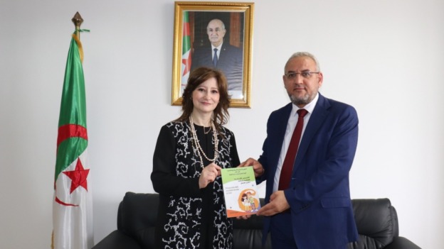 شرفي تتباحث تعزيز التعاون المشترك مع مدير المركز الوطني للوثائق والصحافة
