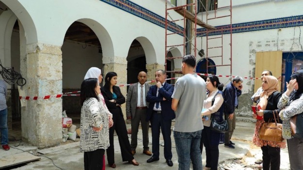 الوقوف على وضعية المشاريع التنموية بالمرادية و الجزائر الوسطى