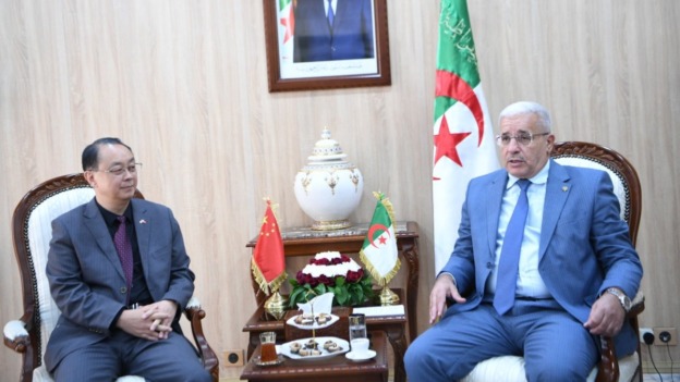 بوغالي يؤكد على تعزيز التعاون الثنائي وتوسيع الشراكة الاقتصادية والثقافية بين البلدين