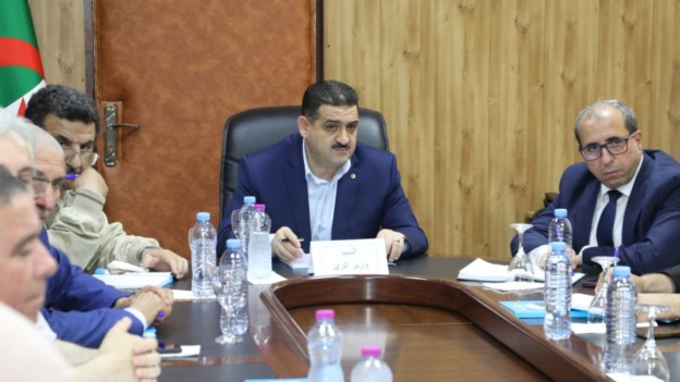 دربال يشيد بجهود فرق التوزيع ويدعو إلى تعزيز الجاهزية استعدادا لموسم الاصطياف
