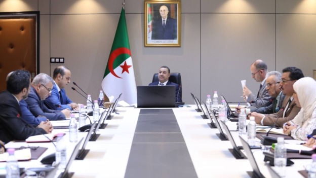 تطبيق فوري وميداني لتعليمات رئيس الجمهورية بتحسين أداء الموانئ الوطنية