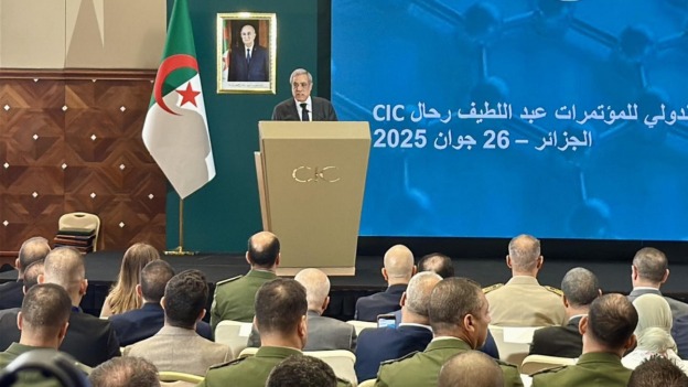 الوزير الأول: الرئيس تبون يراهن على الجميع لمحاربة المخدرات وحماية الشباب