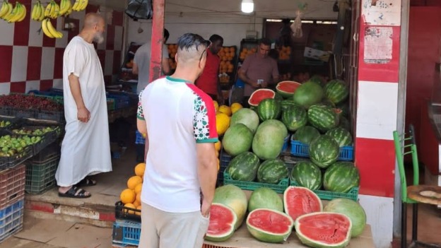 هذه أسعار اللحوم والخضر والفواكه اليوم