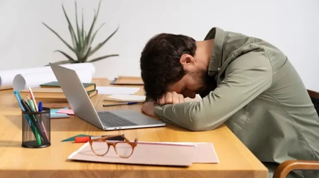 نصائح لمقاومة الخمول في أماكن العمل