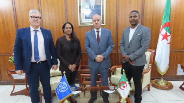 الجهود الكبيرة التي تبذلها الجزائر في التكفل باللاجئين نموذج حي للإنسانية