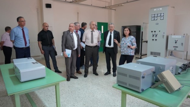 خبراء سونلغاز ينهون زيارتهم إلى سوريا