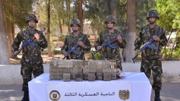 إحباط إدخال أزيد من ثلاثة قناطير من الكيف المعالج من المغرب مع توقيف 43 تاجر للمخدرات