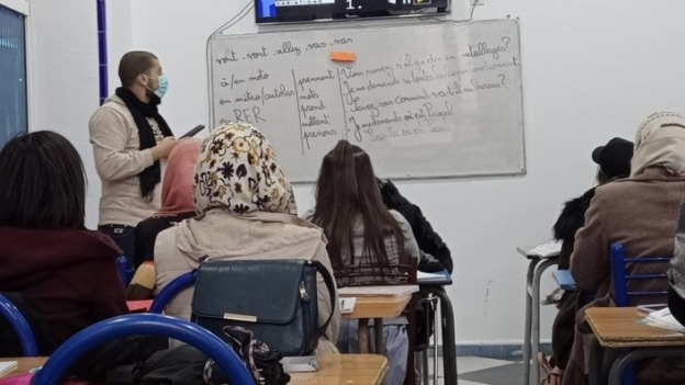 شباب يستغلون العطلة الصيفية للقيام بتكوينات تضمن مستقبلهم
