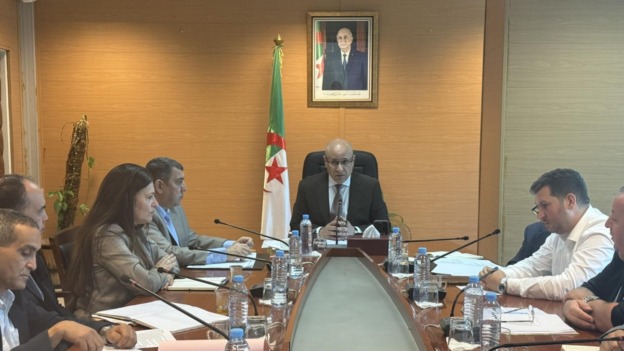 زيتوني يترأس اجتماعا حول مشروع انجاز برجين مخصصين لقطاع التجارة
