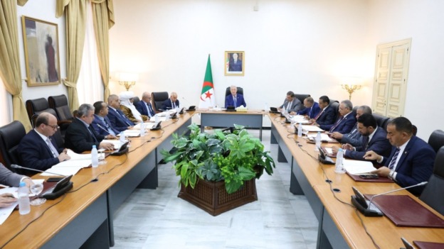 مجلس الأمة: إرجاء اختتام الدورة البرلمانية العادية (2024-2025) إلى موعد لاحق