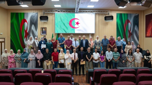 اختتام الدورة الأولى للتكوين المكثف في اللغة الإنجليزية لفائدة أساتذة جامعة علوم الصحة