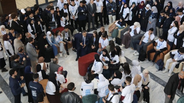 بداري.. تتويج 12 حاضنة أعمال جامعية بوسم “حاضنة الأعمال”