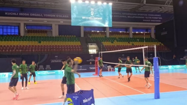 المنتخب الوطني يستهل السباق أمام بلغاريا