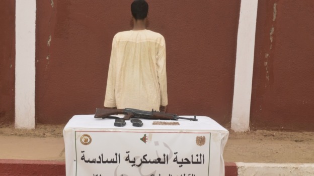 إرهابيان يسلمان نفسيهما وتوقيف 3 عناصر دعم للجماعات الإرهابية خلال أسبوع 