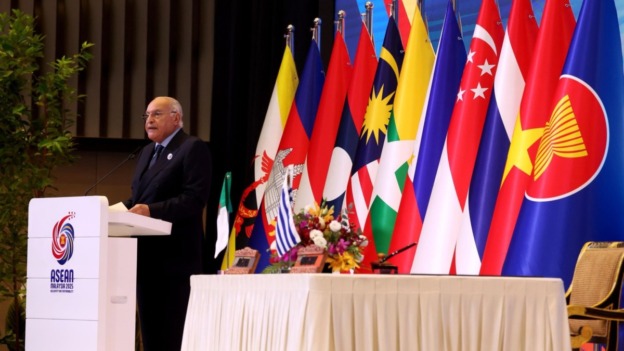 ما يدعو إلى القلق البالغ إضعاف المنظومة الأممية وتحويل مجلس الأمن إلى هيئة عاجزة وشبه مشلولة