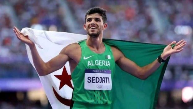سجاتي يؤكد علو كعبه وشنيتف قادم دون ضجيج