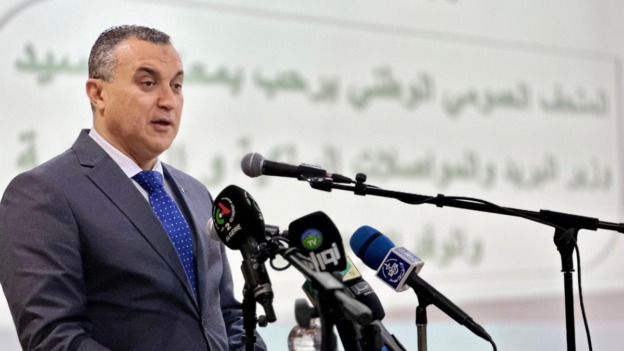 وزير البريد يؤكد على الترويج للدفع الإلكتروني في إطار التحول الرقمي 
