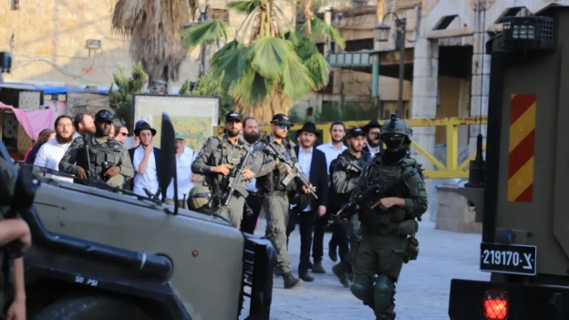 اقتحامات بأريحا ونابلس ومستوطنون يهاجمون قرى في الخليل ورام الله