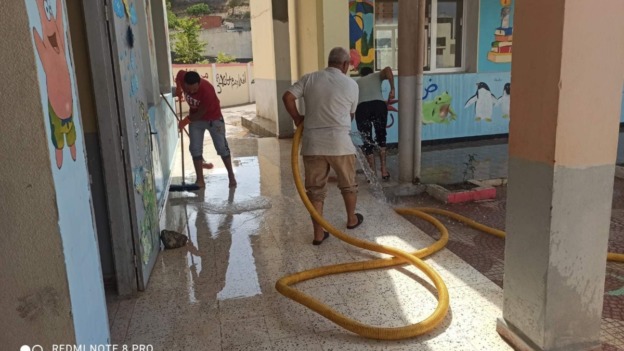 حملة تنظيف واسعة للتخلص من النقاط السوداء داخل المؤسسات التربوية بالحراش