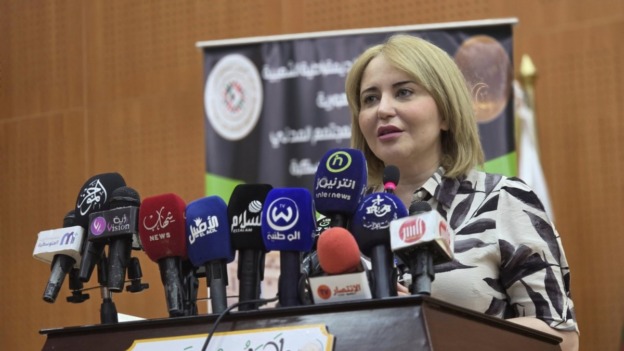 حملاوي تؤكد على أهمية التكوين في العمل الجمعوي