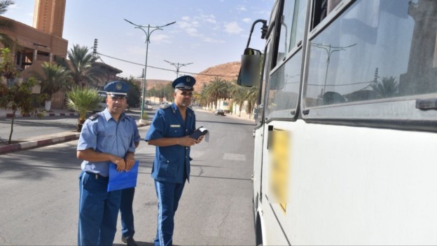 أمن دائرة متليلي يطلق حملة تحسيسية لمستعملي الطريق العام