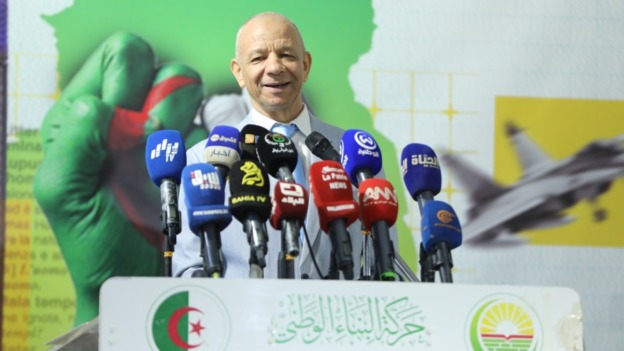 بن قرينة ينظم ندوة بحضور ممثلي الفصائل الفلسطينية