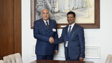محادثات ثنائية بين عطاف ونظيره الصحراوي